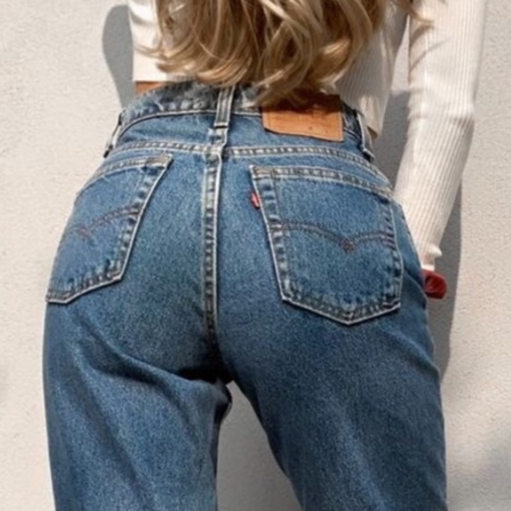 Vintage Levi’s 550 High Waisted Tapered Jeans